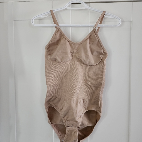 Shapermint Other - NWOT SHAPERMENT full body shaper Size lg